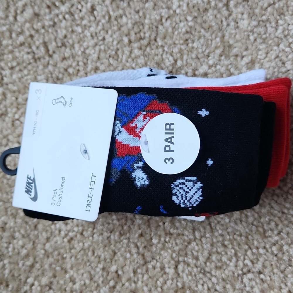 Nike socks - boys youth size 7-10